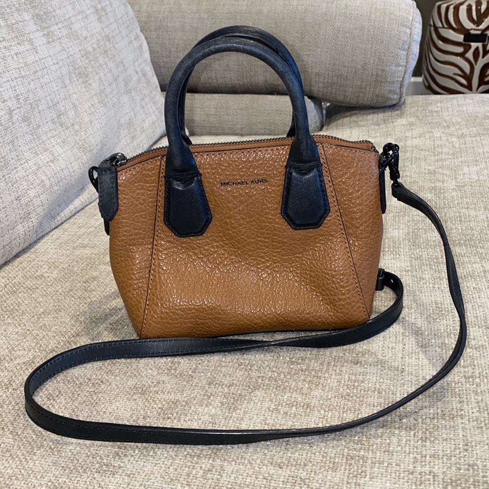 💕MICHAEL KORS HANDBAG 💕